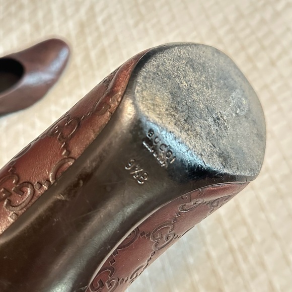 Gucci Women's Brown Pumps - Picture 7 of 11